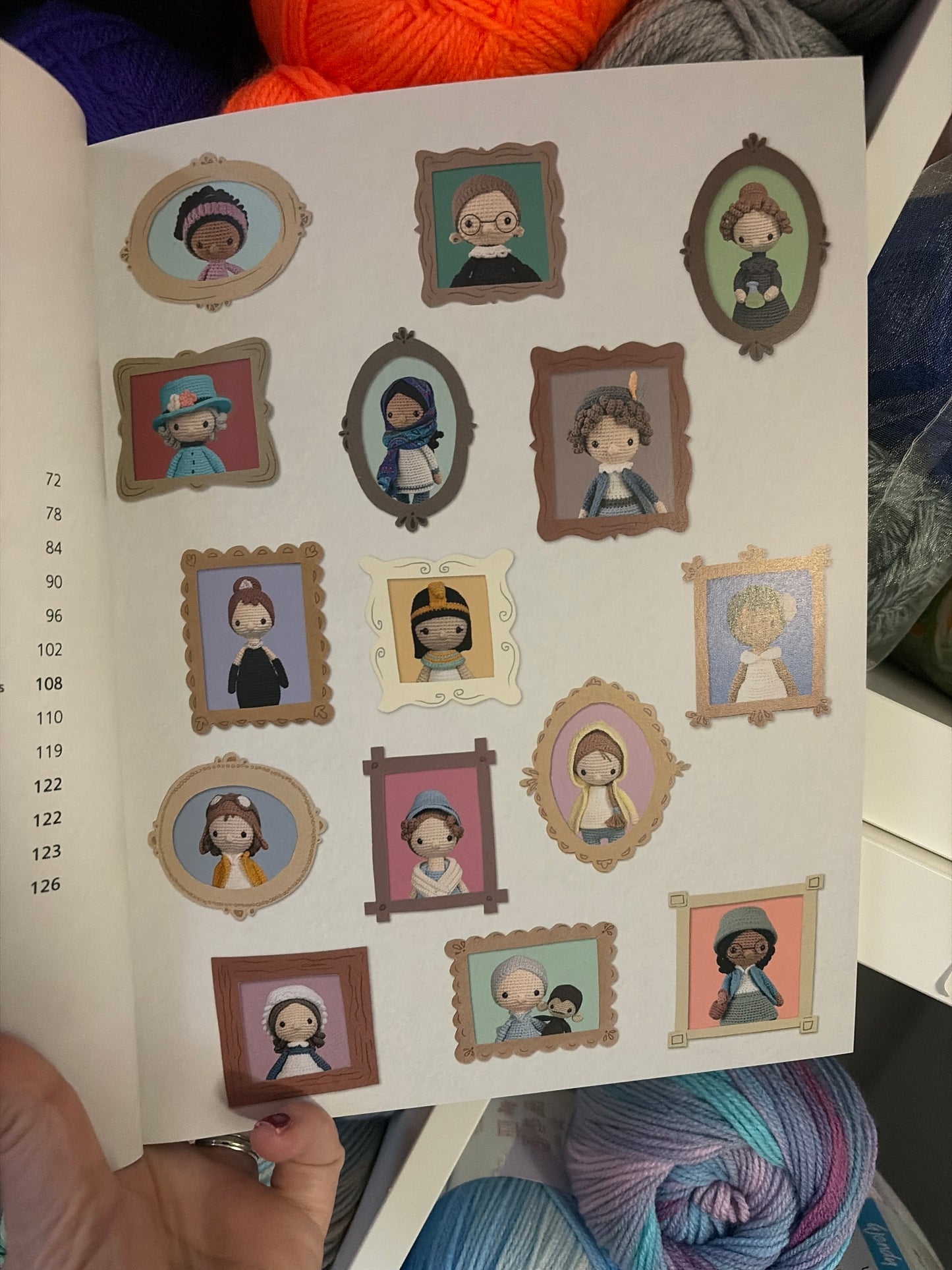 Crochet Iconic Women -Book Carla Mitrani