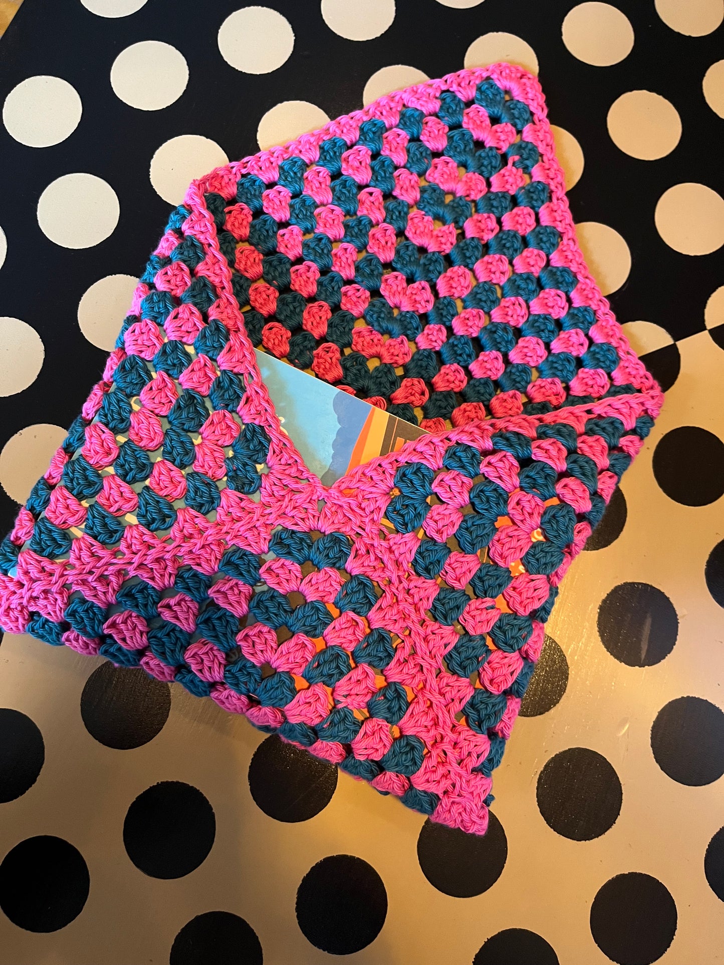 Crocheted Booksleve